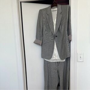 Armani Collezioni Gray Suit Set Classic Professional Design